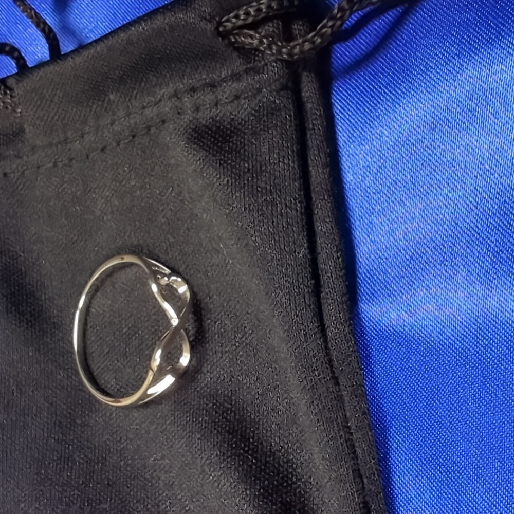 Ladies Ring